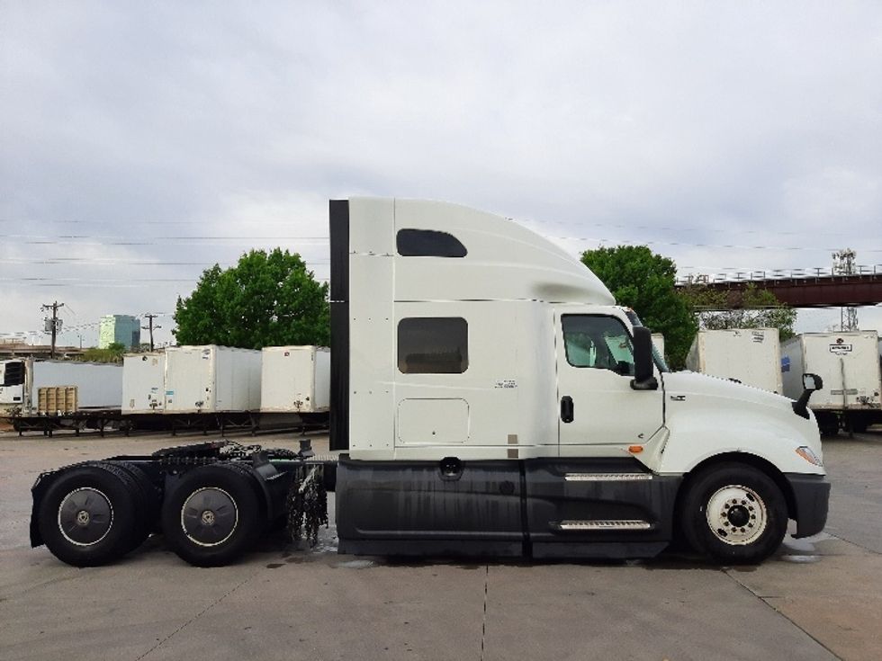 Sleeper Tractor-Heavy Duty Tractors-International-2023-LT625-Fort Worth-TX-563,903\n\t\tmiles-$ 55,250 - Image 8