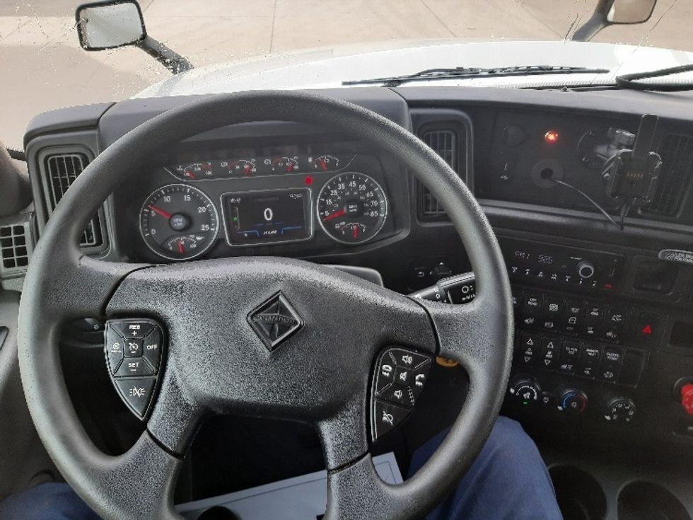 Sleeper Tractor-Heavy Duty Tractors-International-2023-LT625-Fort Worth-TX-614,499\n\t\tmiles-$ 48,750 - Image 11
