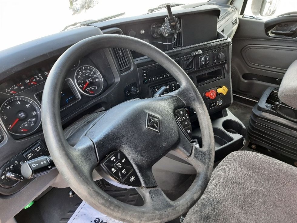 Sleeper Tractor-Heavy Duty Tractors-International-2023-LT625-Fort Worth-TX-663,324\n\t\tmiles-$ 42,500 - Image 10