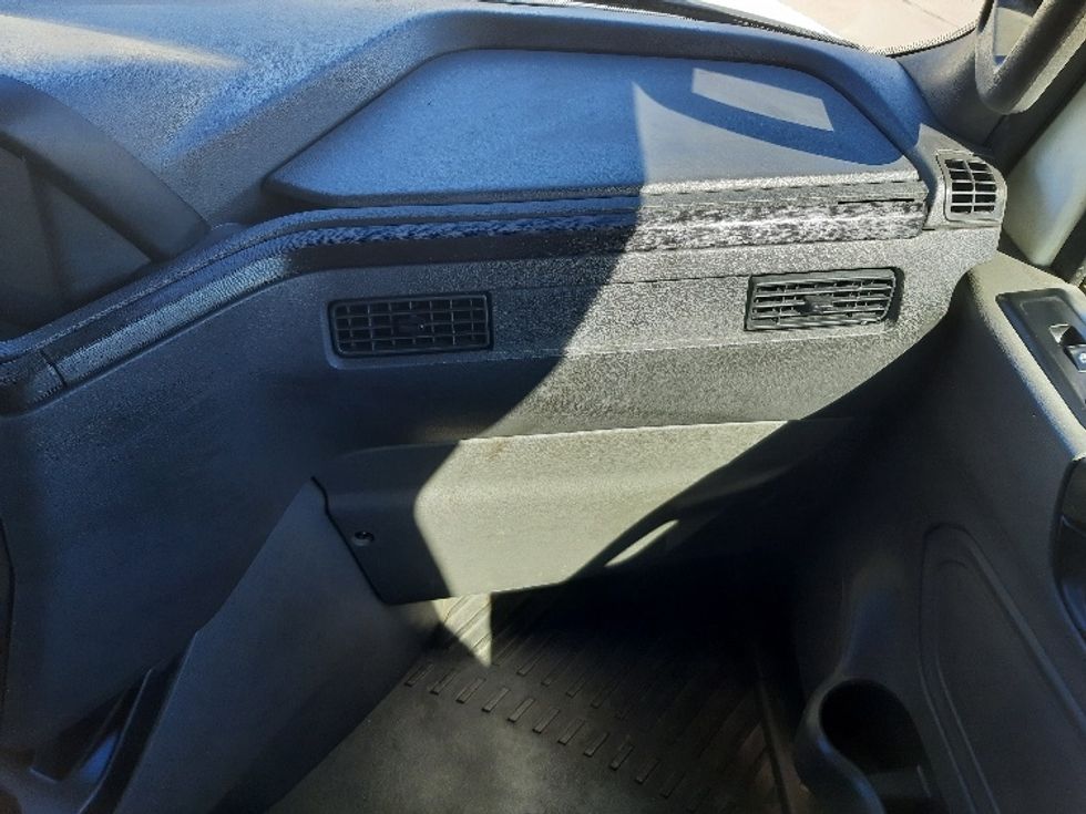 Sleeper Tractor-Heavy Duty Tractors-International-2023-LT625-Fort Worth-TX-663,324\n\t\tmiles-$ 42,500 - Image 14