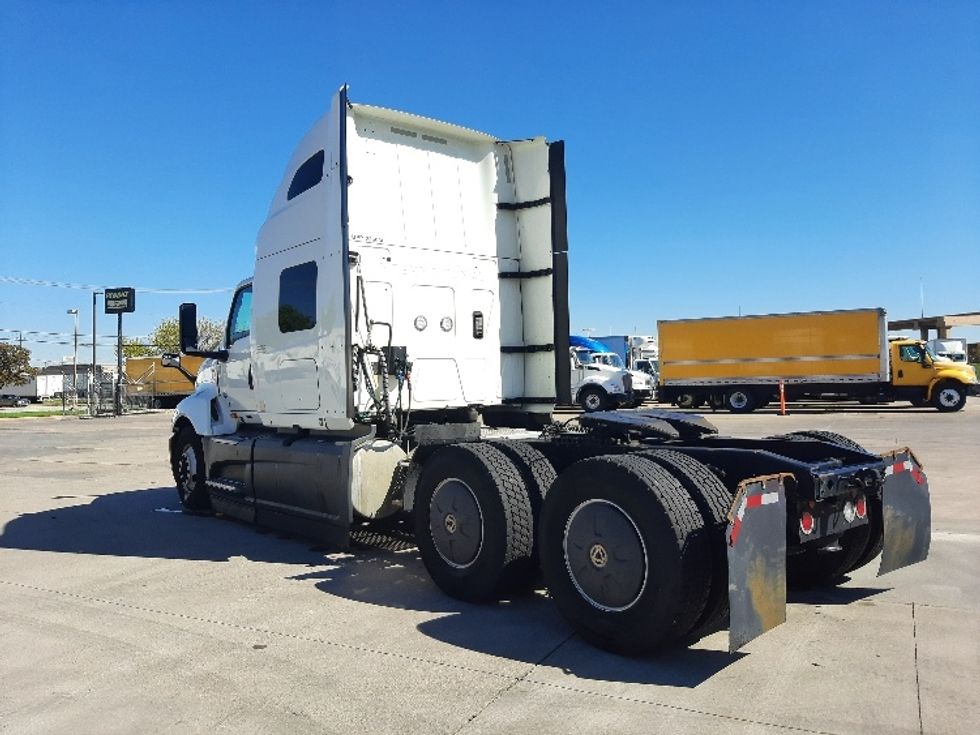 Sleeper Tractor-Heavy Duty Tractors-International-2023-LT625-Fort Worth-TX-663,324\n\t\tmiles-$ 42,500 - Image 5