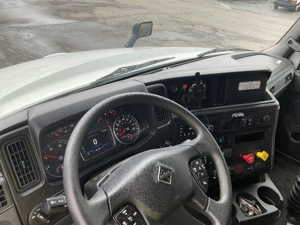 Sleeper Tractor-Heavy Duty Tractors-International-2023-LT625-Fredonia-NY-447,685\n\t\tmiles-$ 61,000 - Image 10