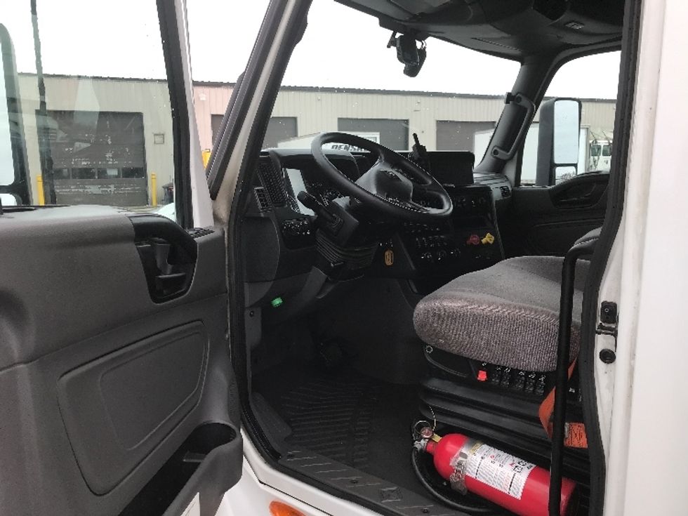 Sleeper Tractor-Heavy Duty Tractors-International-2023-LT625-Fredonia-NY-503,633\n\t\tmiles-$ 54,750 - Image 9