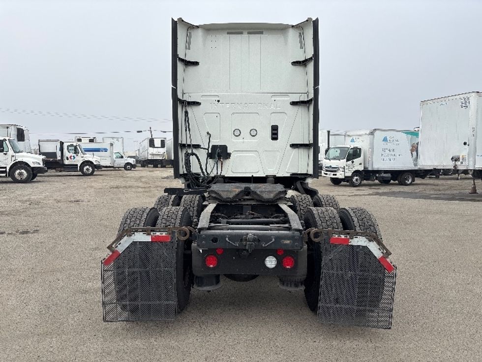 Sleeper Tractor-Heavy Duty Tractors-International-2023-LT625-Fresno-CA-597,881\n\t\tmiles-$ 52,250 - Image 6
