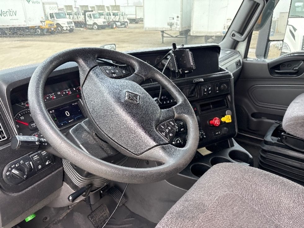 Sleeper Tractor-Heavy Duty Tractors-International-2023-LT625-Fresno-CA-605,872\n\t\tmiles-$ 51,500 - Image 10