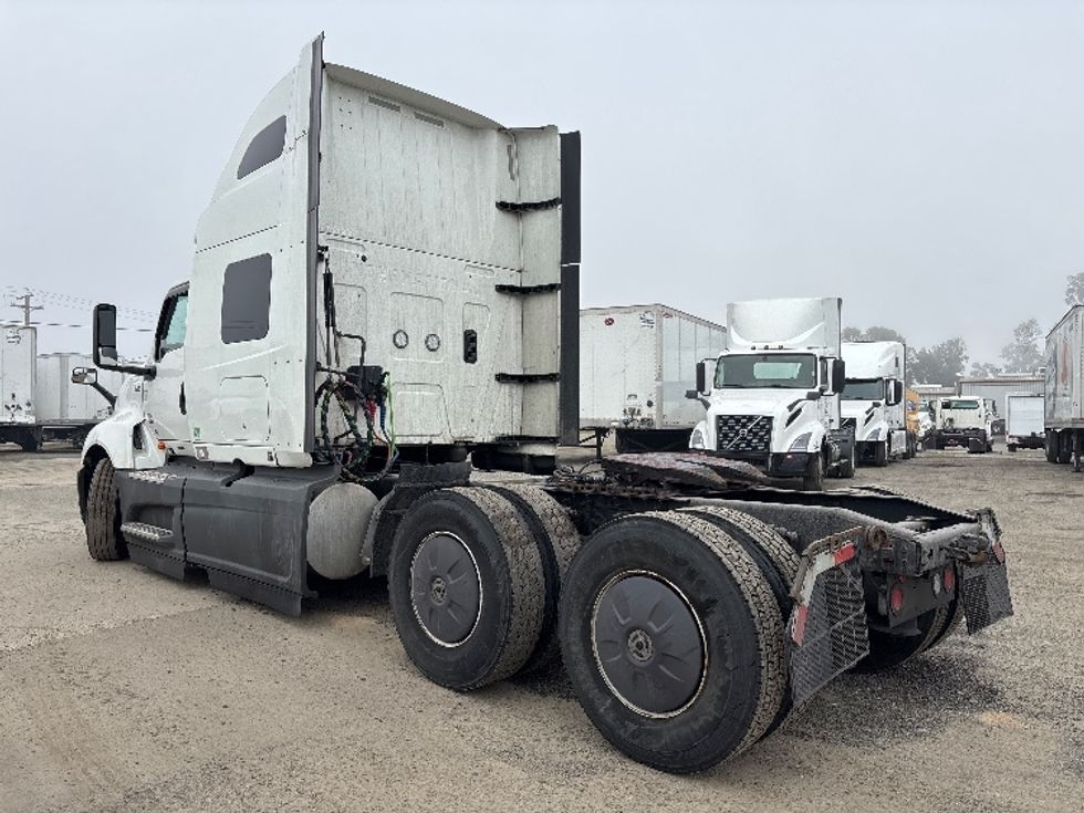 Sleeper Tractor-Heavy Duty Tractors-International-2023-LT625-Fresno-CA-605,872\n\t\tmiles-$ 51,500 - Image 5