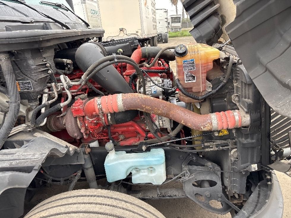 Sleeper Tractor-Heavy Duty Tractors-International-2023-LT625-Fresno-CA-623,705\n\t\tmiles-$ 51,750 - Image 20