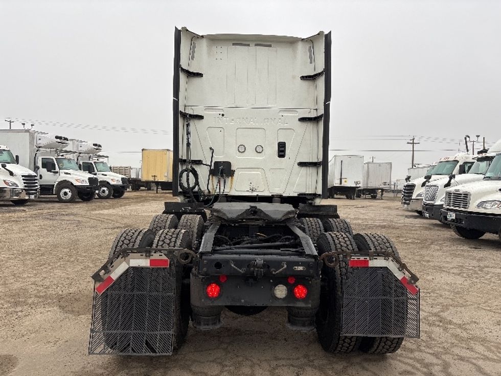 Sleeper Tractor-Heavy Duty Tractors-International-2023-LT625-Fresno-CA-623,705\n\t\tmiles-$ 51,750 - Image 6
