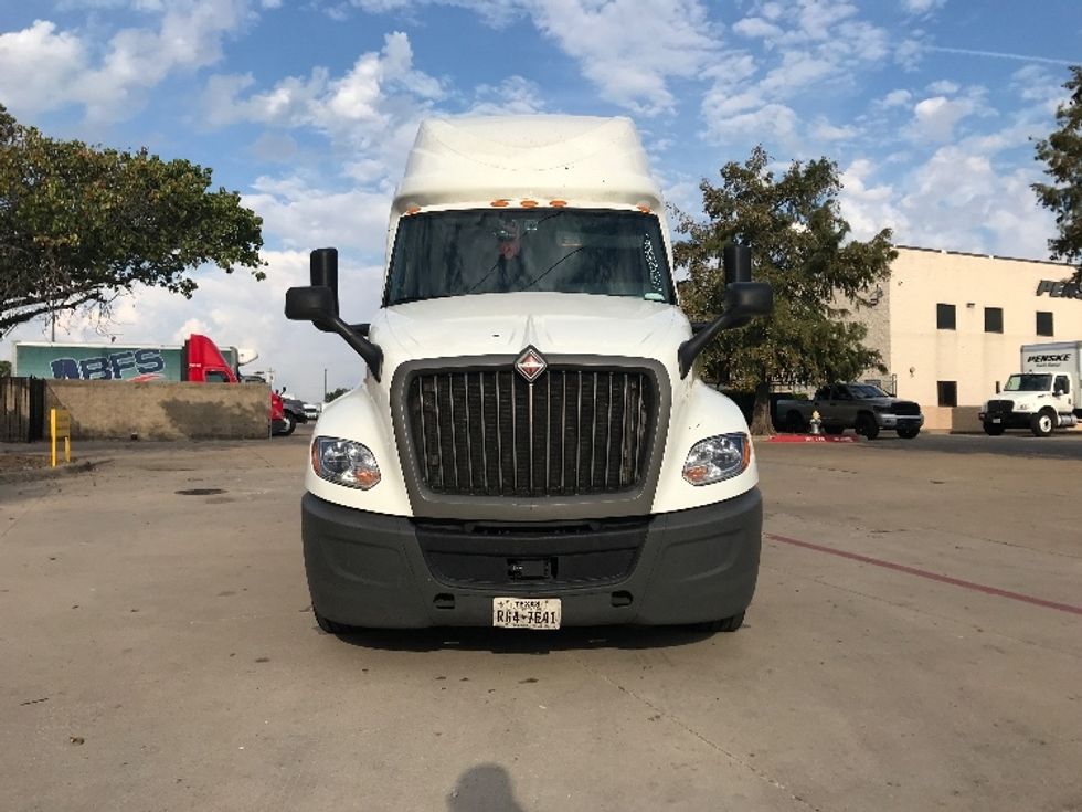Sleeper Tractor-Heavy Duty Tractors-International-2023-LT625-Garland-TX-806,790\n\t\tmiles-$ 38,000 - Image 2