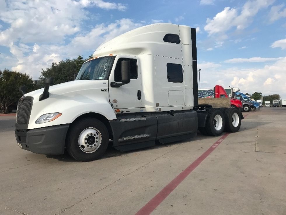 Sleeper Tractor-Heavy Duty Tractors-International-2023-LT625-Garland-TX-806,790\n\t\tmiles-$ 38,000 - Image 3