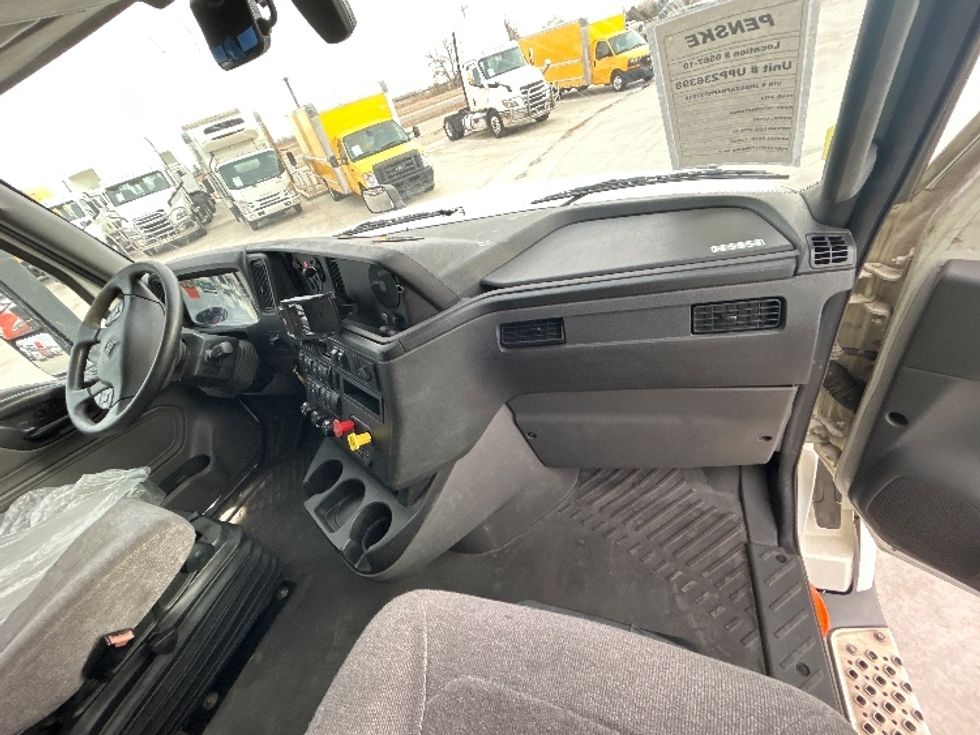 Sleeper Tractor-Heavy Duty Tractors-International-2023-LT625-Greeley-CO-600,911\n\t\tmiles-$ 51,000 - Image 14