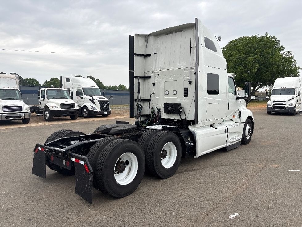 Sleeper Tractor-Heavy Duty Tractors-International-2023-LT625-Greensboro-NC-558,358\n\t\tmiles-$ 56,750 - Image 7