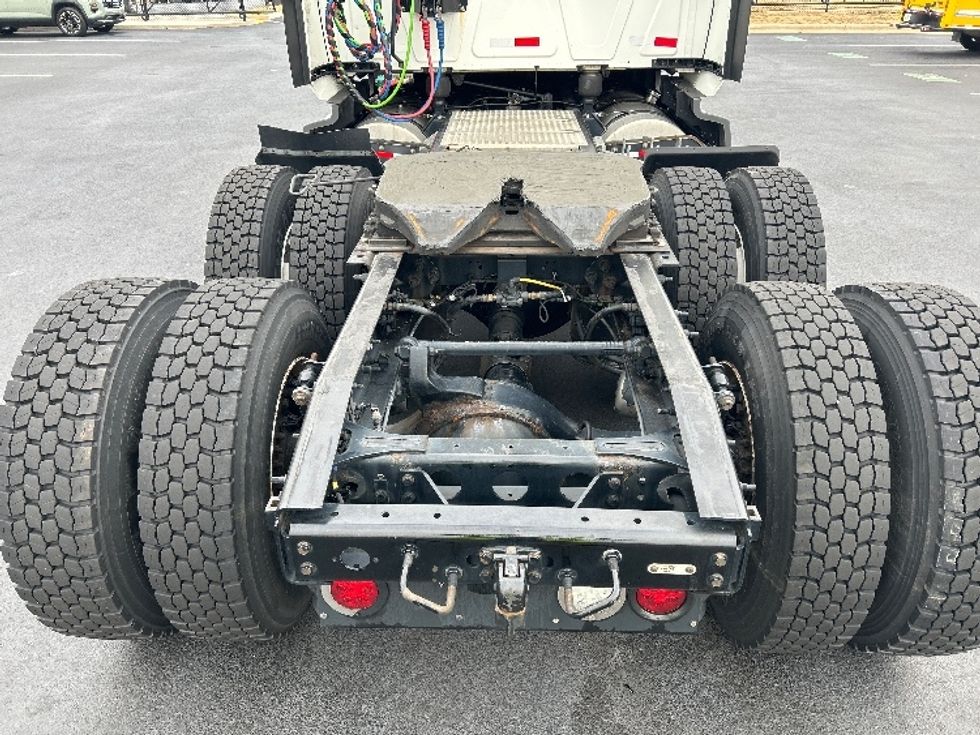 Sleeper Tractor-Heavy Duty Tractors-International-2023-LT625-Greensboro-NC-610,292\n\t\tmiles-$ 49,000 - Image 6