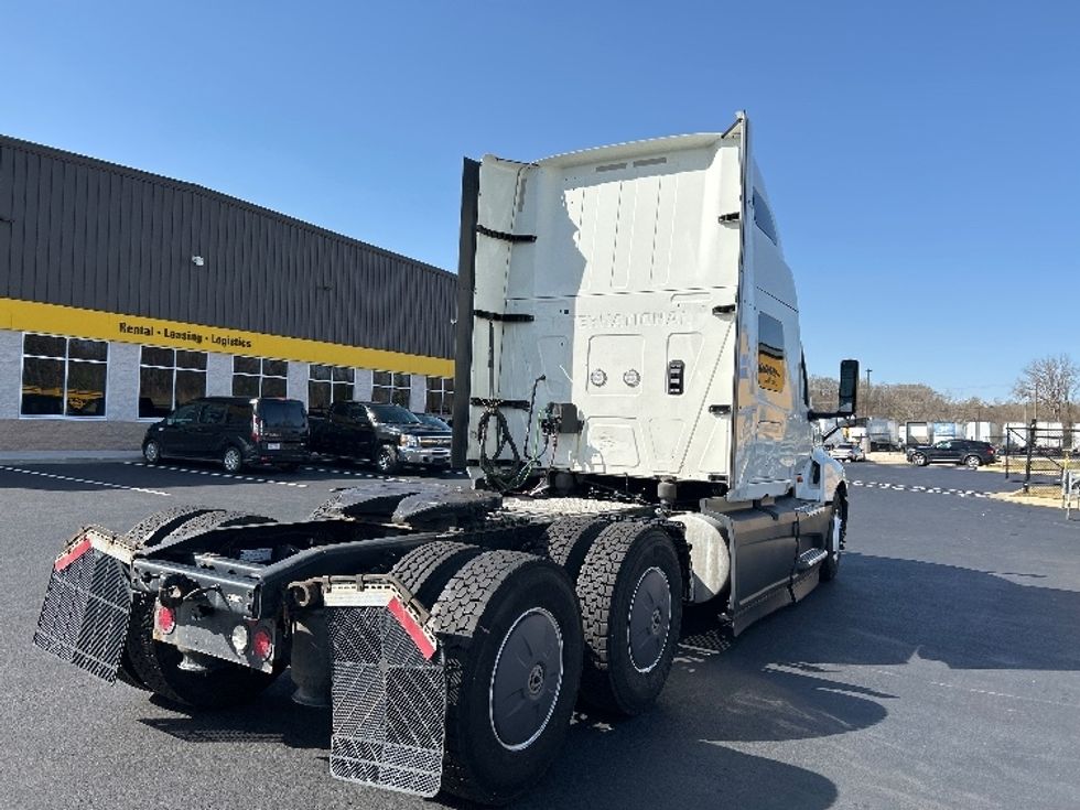 Sleeper Tractor-Heavy Duty Tractors-International-2023-LT625-Greensboro-NC-634,660\n\t\tmiles-$ 43,500 - Image 7