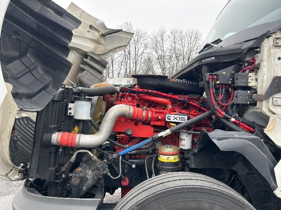 Sleeper Tractor-Heavy Duty Tractors-International-2023-LT625-Harrisburg-PA-536,360\n\t\tmiles-$ 51,500 - Image 21