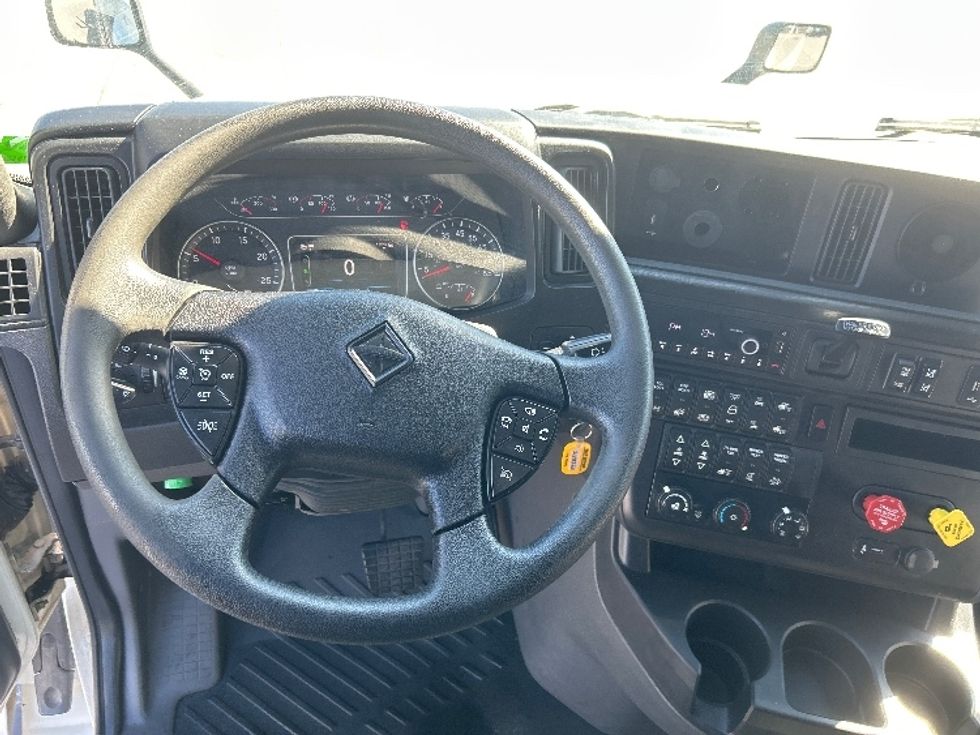 Sleeper Tractor-Heavy Duty Tractors-International-2023-LT625-Harrisburg-PA-563,930\n\t\tmiles-$ 49,000 - Image 11