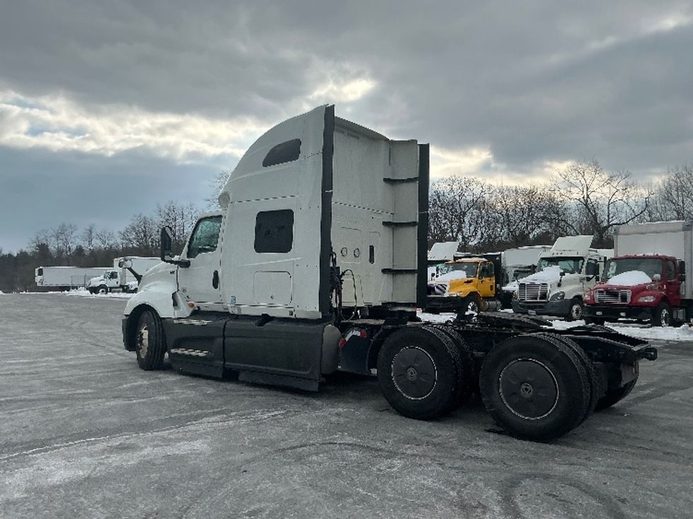Sleeper Tractor-Heavy Duty Tractors-International-2023-LT625-Harrisburg-PA-614,707\n\t\tmiles-$ 44,250 - Image 5