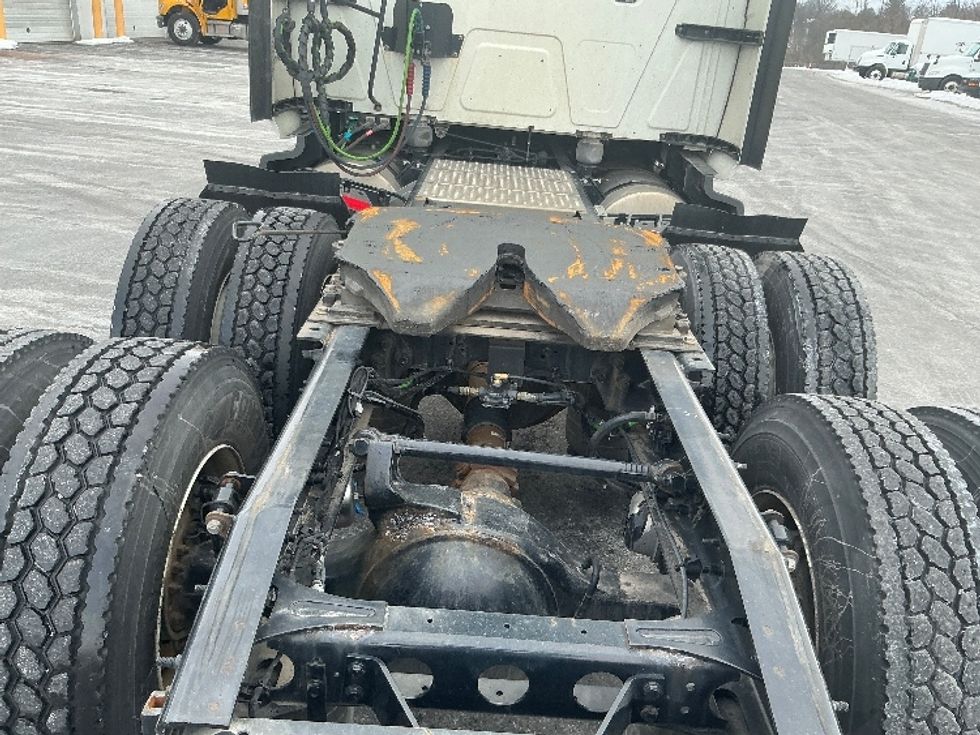 Sleeper Tractor-Heavy Duty Tractors-International-2023-LT625-Harrisburg-PA-614,707\n\t\tmiles-$ 44,250 - Image 6