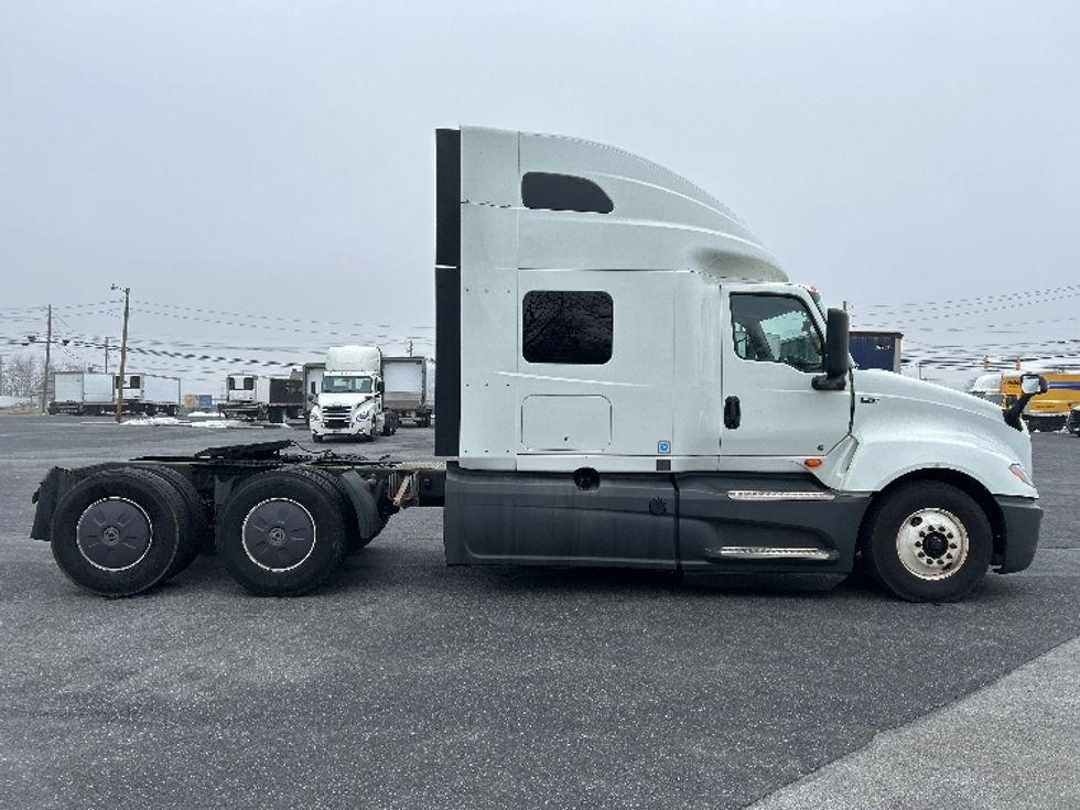 Sleeper Tractor-Heavy Duty Tractors-International-2023-LT625-Harrisburg-PA-641,991\n\t\tmiles-$ 41,750 - Image 8