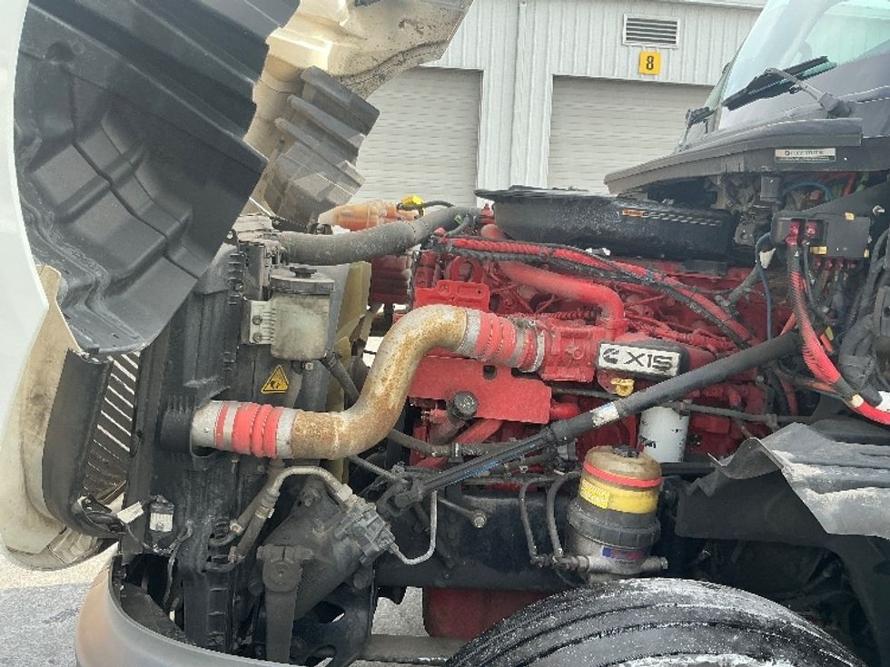 Sleeper Tractor-Heavy Duty Tractors-International-2023-LT625-Harrisburg-PA-736,386\n\t\tmiles-$ 34,000 - Image 21