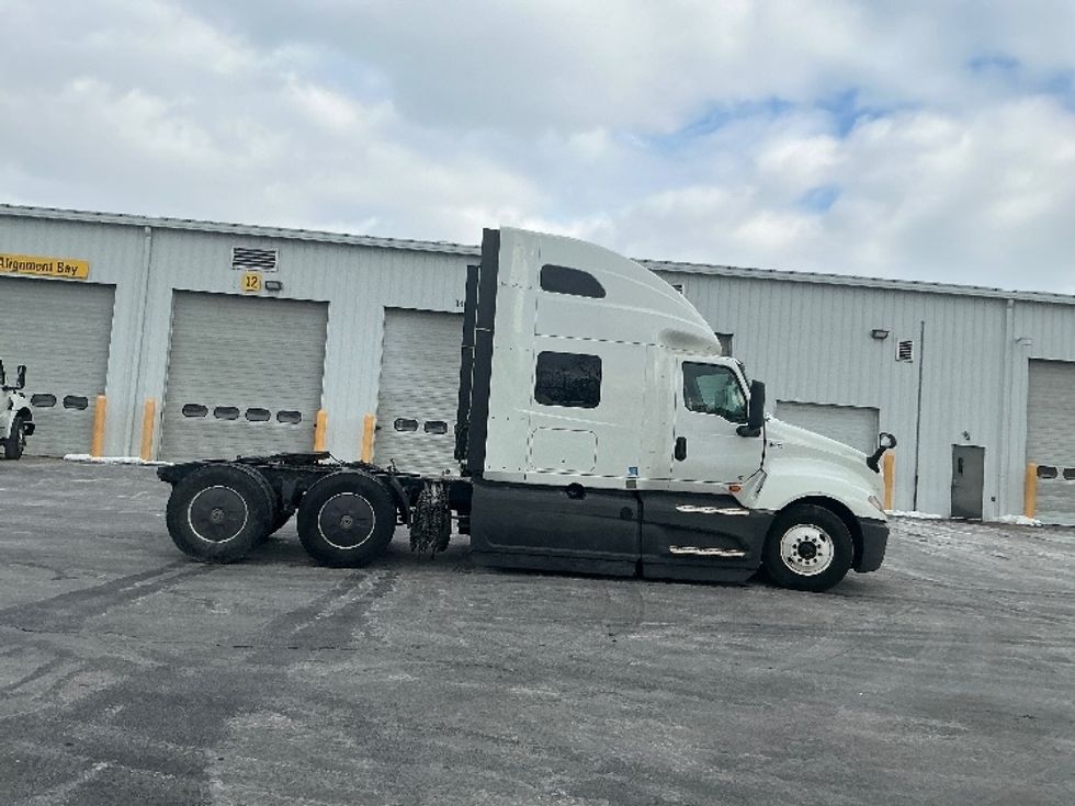 Sleeper Tractor-Heavy Duty Tractors-International-2023-LT625-Harrisburg-PA-736,386\n\t\tmiles-$ 34,000 - Image 8