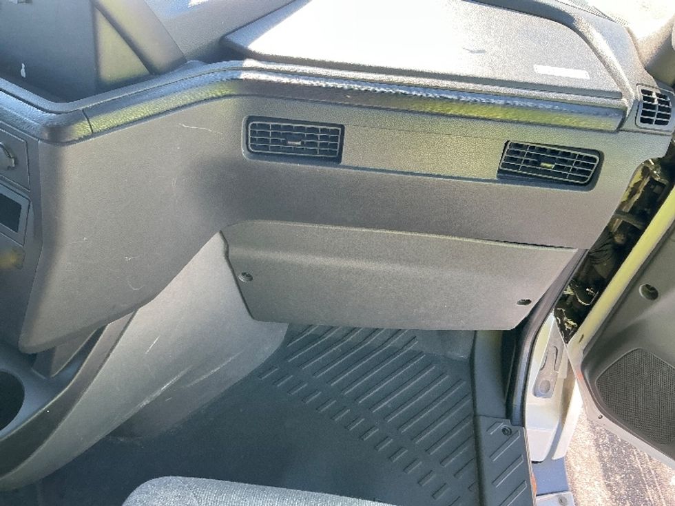 Sleeper Tractor-Heavy Duty Tractors-International-2023-LT625-Harrisburg-PA-799,667\n\t\tmiles-$ 34,000 - Image 14