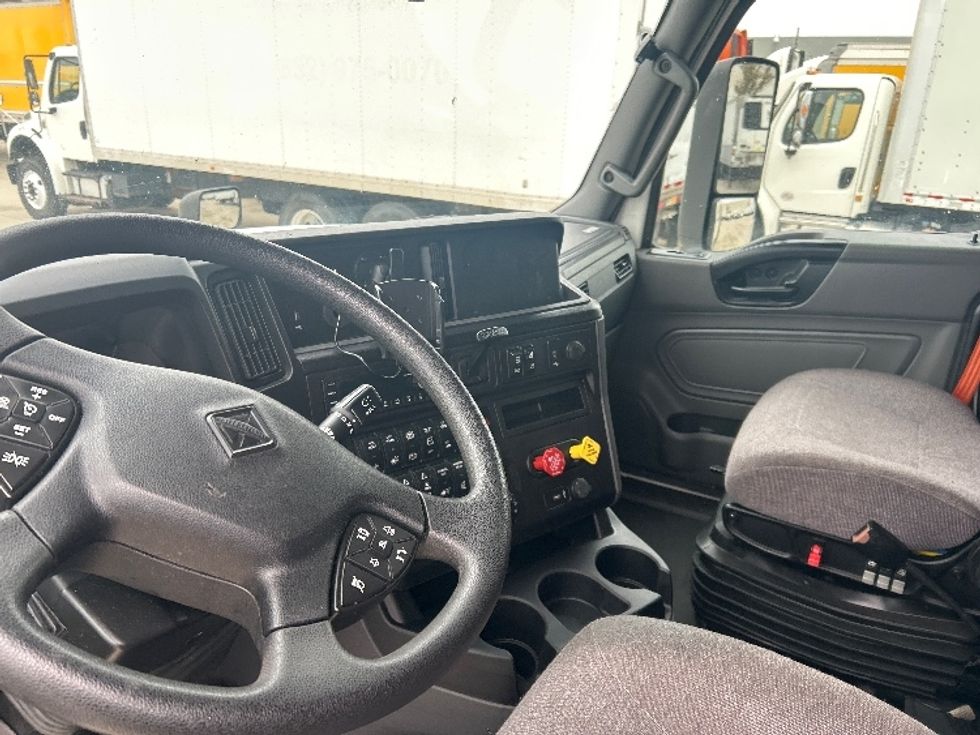 Sleeper Tractor-Heavy Duty Tractors-International-2023-LT625-Houston-TX-547,104\n\t\tmiles-$ 54,250 - Image 10
