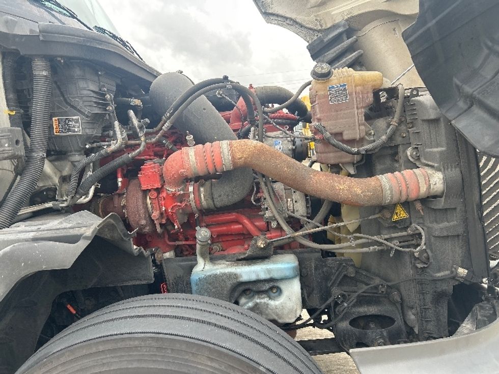 Sleeper Tractor-Heavy Duty Tractors-International-2023-LT625-Houston-TX-547,104\n\t\tmiles-$ 54,250 - Image 20