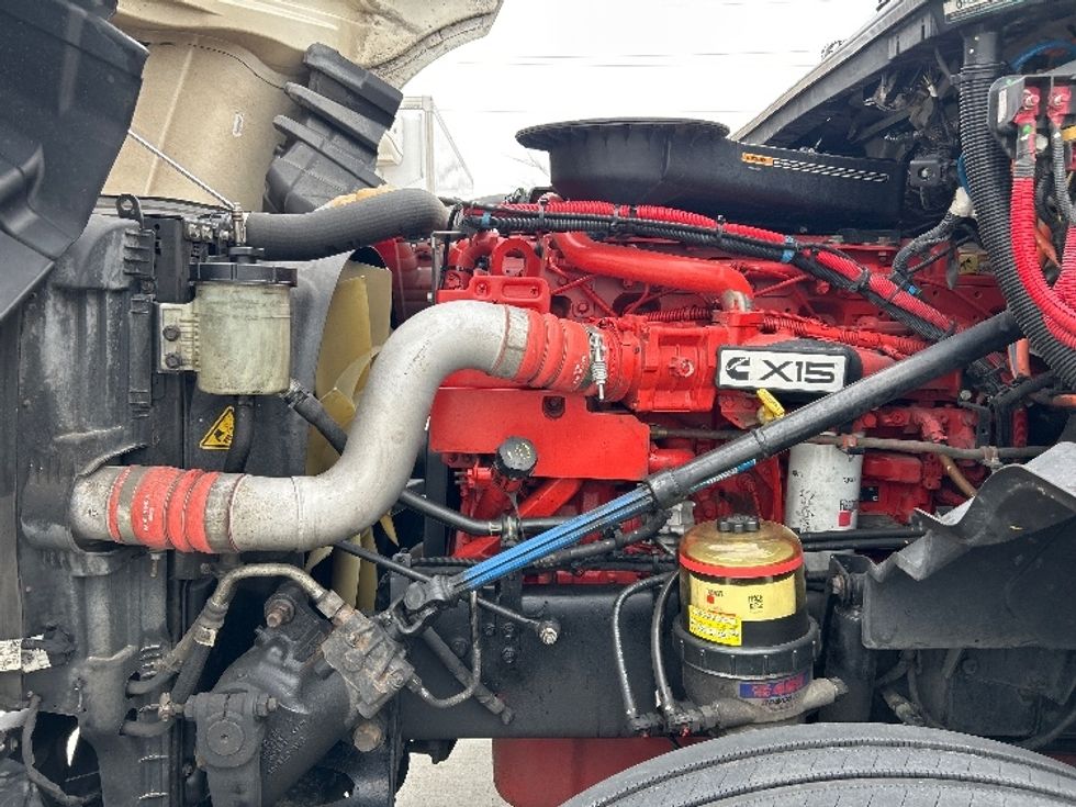 Sleeper Tractor-Heavy Duty Tractors-International-2023-LT625-Houston-TX-646,496\n\t\tmiles-$ 44,000 - Image 21