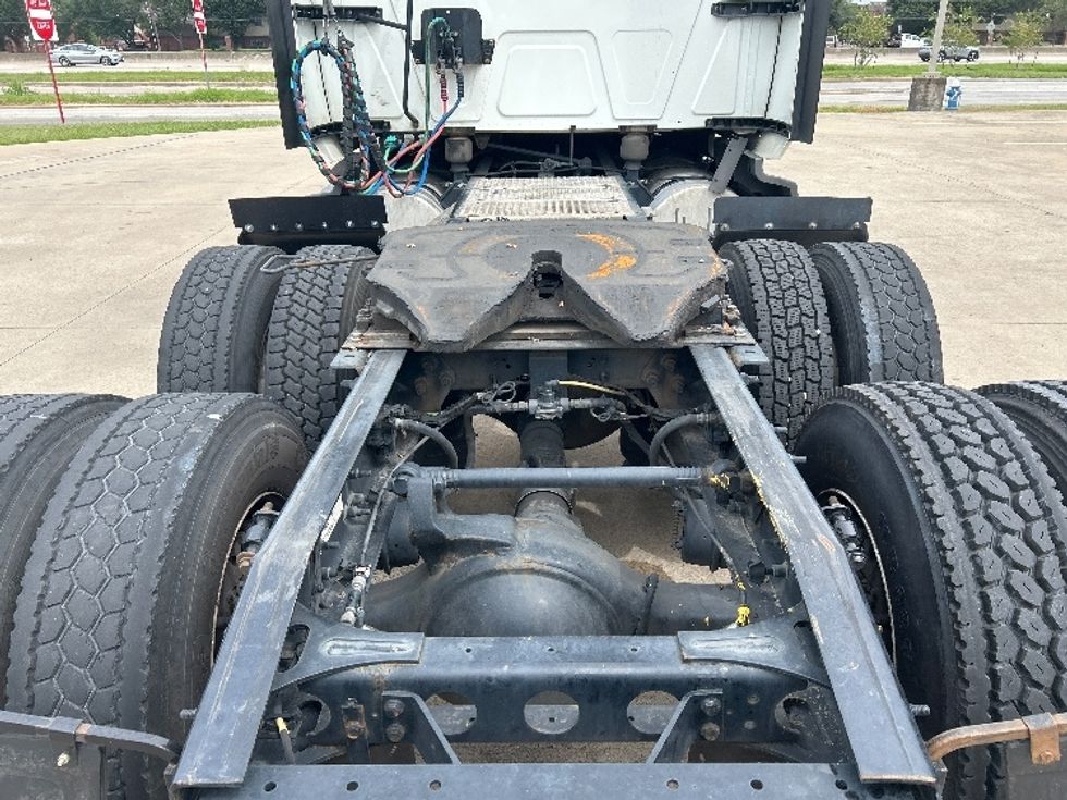 Sleeper Tractor-Heavy Duty Tractors-International-2023-LT625-Houston-TX-728,960\n\t\tmiles-$ 43,250 - Image 6