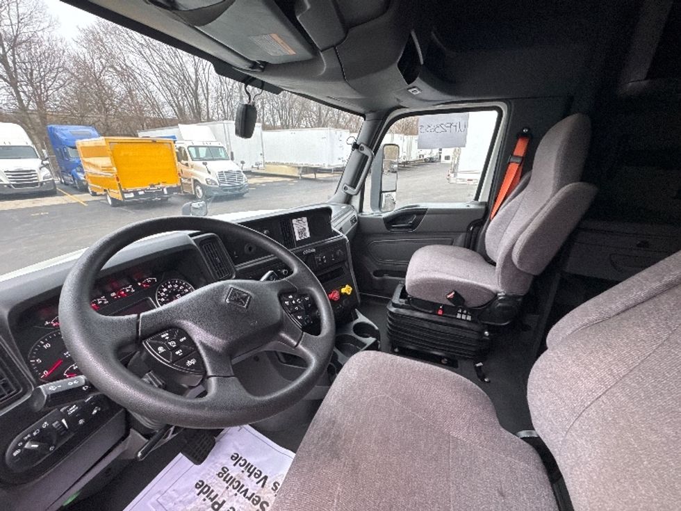 Sleeper Tractor-Heavy Duty Tractors-International-2023-LT625-Indianapolis-IN-473,674\n\t\tmiles-$ 57,500 - Image 10