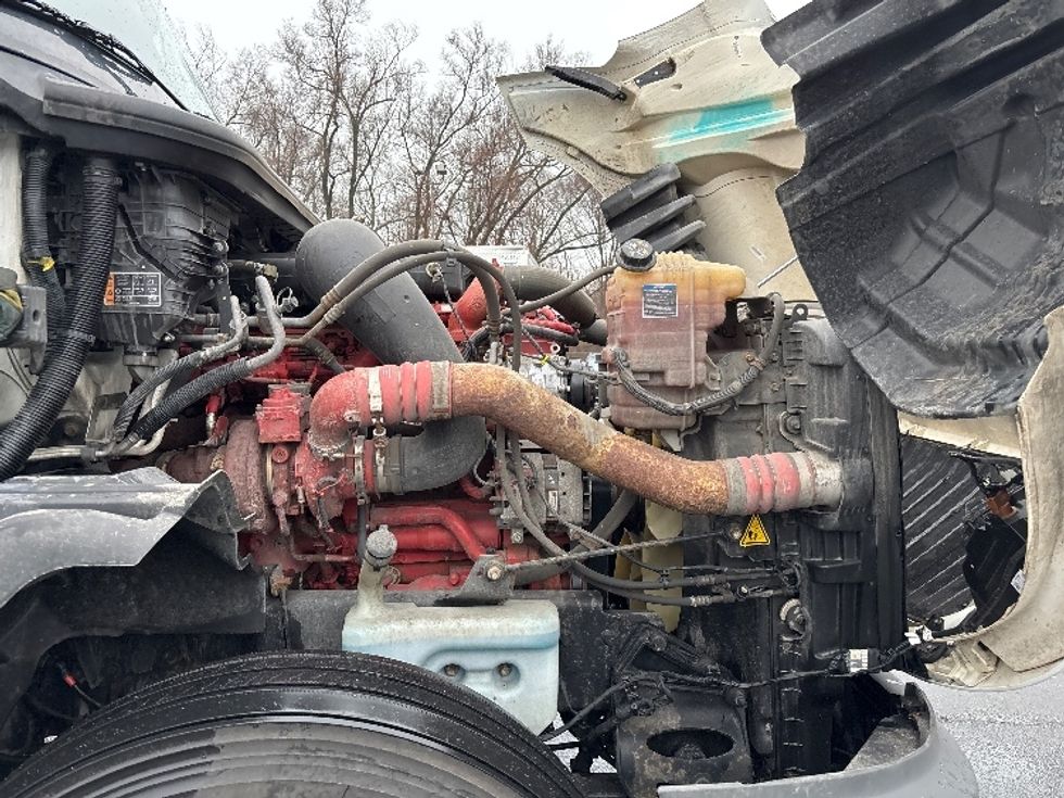 Sleeper Tractor-Heavy Duty Tractors-International-2023-LT625-Indianapolis-IN-679,212\n\t\tmiles-$ 38,250 - Image 20