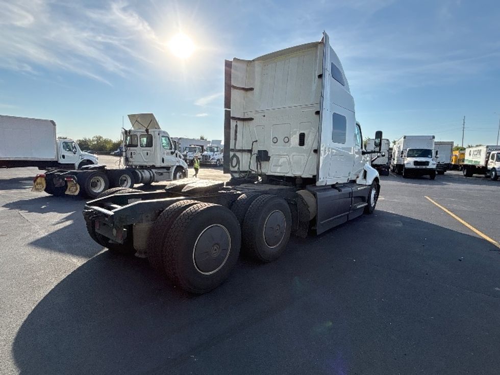 Sleeper Tractor-Heavy Duty Tractors-International-2023-LT625-Indianapolis-IN-686,463\n\t\tmiles-$ 48,250 - Image 7