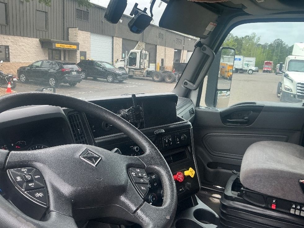 Sleeper Tractor-Heavy Duty Tractors-International-2023-LT625-Jacksonville-FL-533,529\n\t\tmiles-$ 51,500 - Image 10