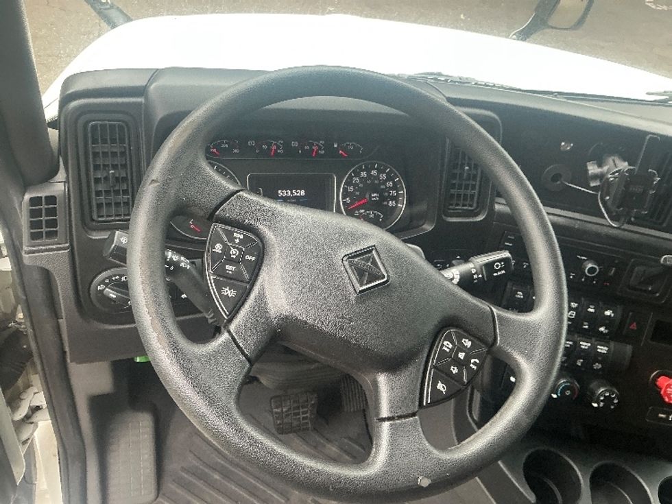 Sleeper Tractor-Heavy Duty Tractors-International-2023-LT625-Jacksonville-FL-533,529\n\t\tmiles-$ 51,500 - Image 11