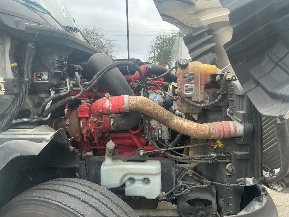 Sleeper Tractor-Heavy Duty Tractors-International-2023-LT625-Jacksonville-FL-533,529\n\t\tmiles-$ 51,500 - Image 20