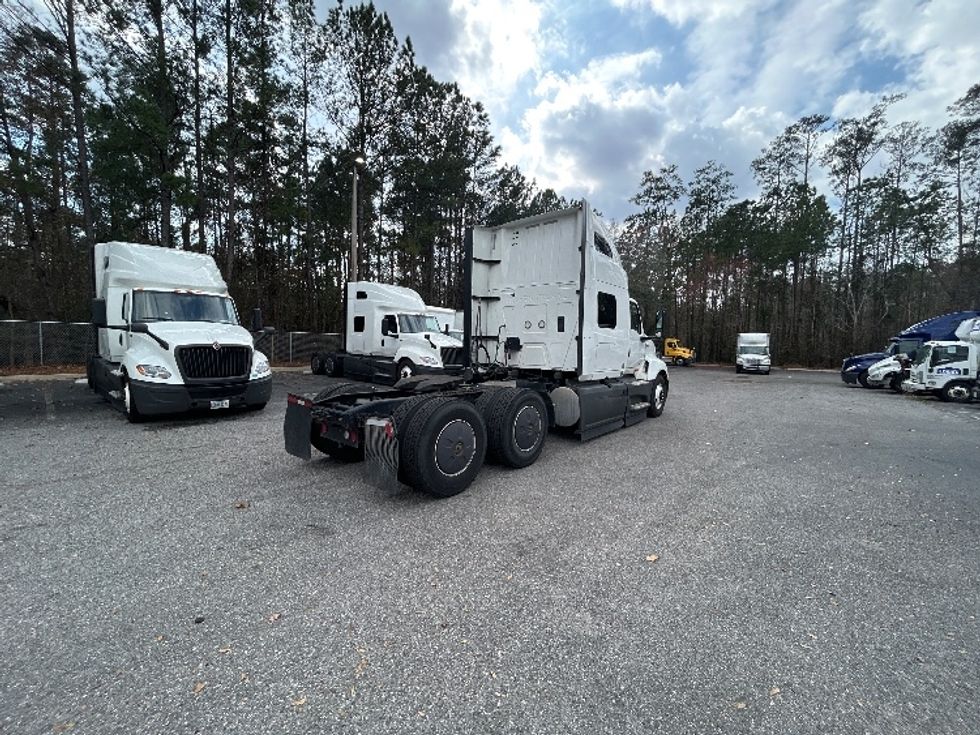 Sleeper Tractor-Heavy Duty Tractors-International-2023-LT625-Jacksonville-FL-606,831\n\t\tmiles-$ 45,750 - Image 7