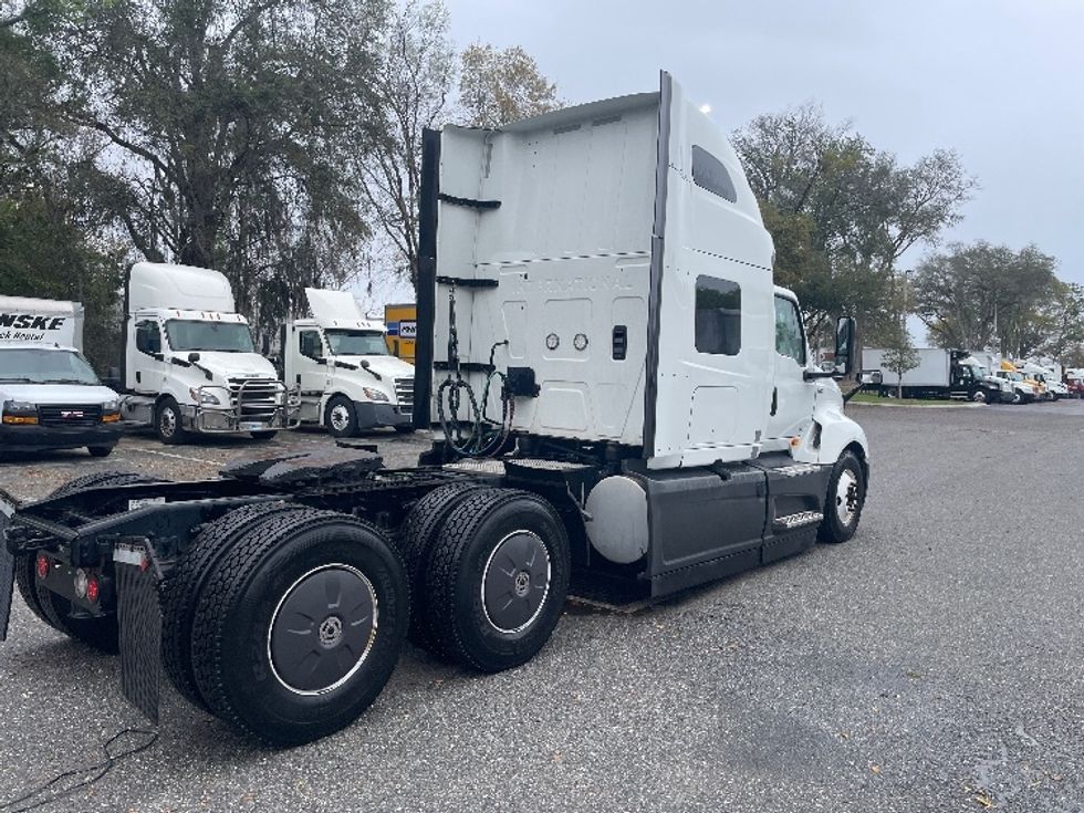 Sleeper Tractor-Heavy Duty Tractors-International-2023-LT625-Jacksonville-FL-624,832\n\t\tmiles-$ 44,000 - Image 7