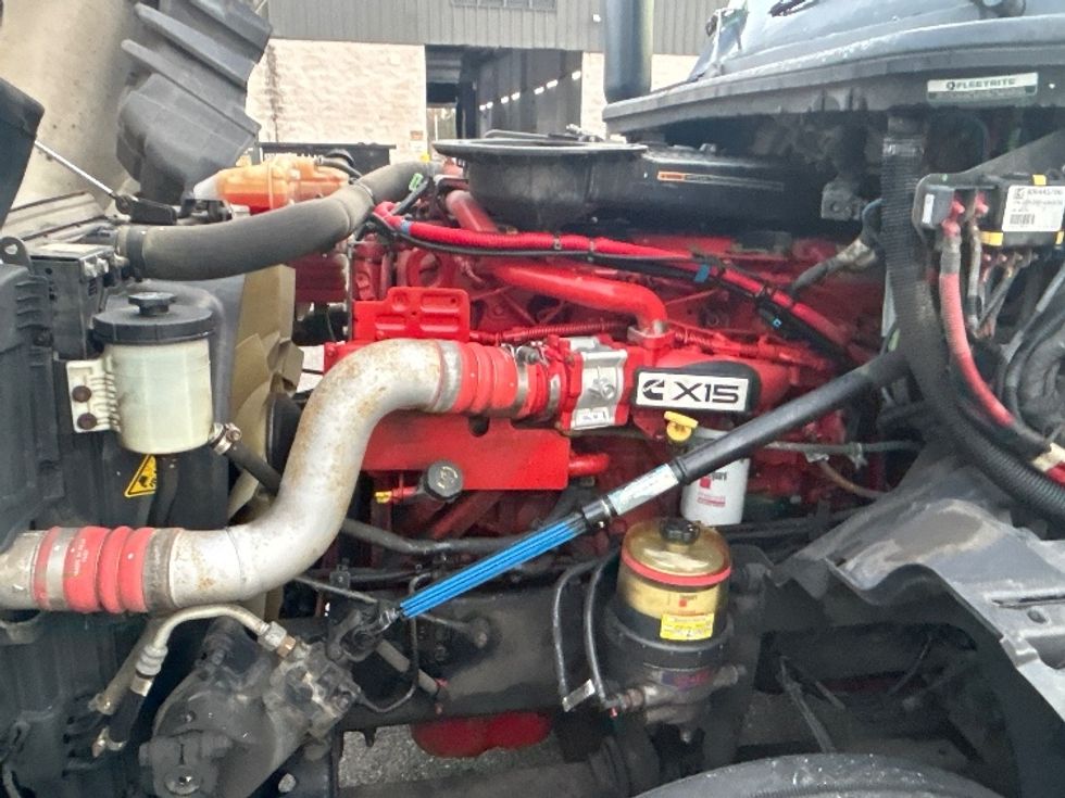 Sleeper Tractor-Heavy Duty Tractors-International-2023-LT625-Jacksonville-FL-627,629\n\t\tmiles-$ 43,750 - Image 21