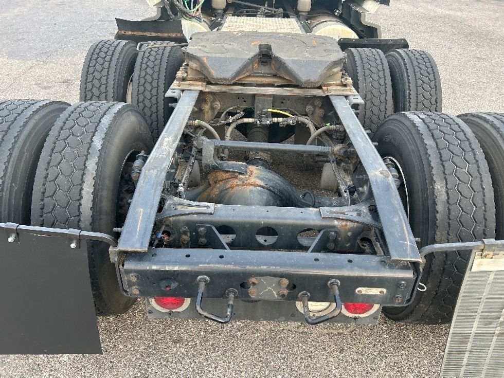 Sleeper Tractor-Heavy Duty Tractors-International-2023-LT625-Jacksonville-FL-627,629\n\t\tmiles-$ 43,750 - Image 6