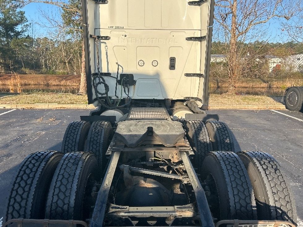 Sleeper Tractor-Heavy Duty Tractors-International-2023-LT625-Jacksonville-FL-634,311\n\t\tmiles-$ 43,250 - Image 6