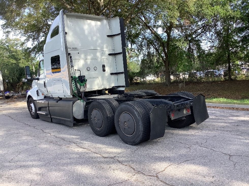 Sleeper Tractor-Heavy Duty Tractors-International-2023-LT625-Jacksonville-FL-639,164\n\t\tmiles-$ 50,250 - Image 5