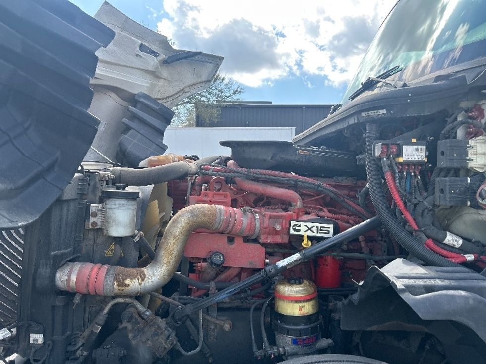 Sleeper Tractor-Heavy Duty Tractors-International-2023-LT625-Jacksonville-FL-639,963\n\t\tmiles-$ 42,750 - Image 21