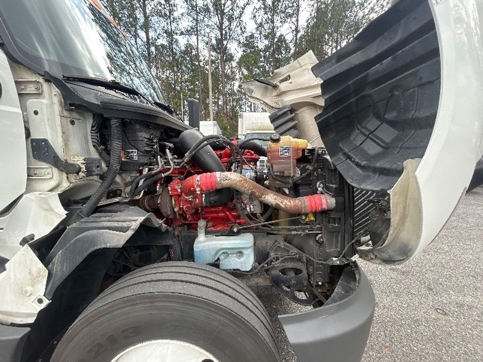 Sleeper Tractor-Heavy Duty Tractors-International-2023-LT625-Jacksonville-FL-658,461\n\t\tmiles-$ 41,000 - Image 19