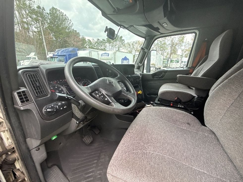 Sleeper Tractor-Heavy Duty Tractors-International-2023-LT625-Jacksonville-FL-662,082\n\t\tmiles-$ 40,500 - Image 10