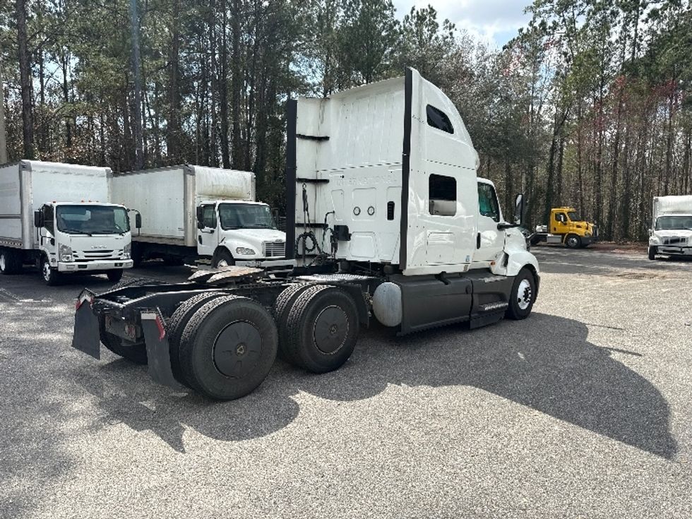 Sleeper Tractor-Heavy Duty Tractors-International-2023-LT625-Jacksonville-FL-662,082\n\t\tmiles-$ 40,500 - Image 7