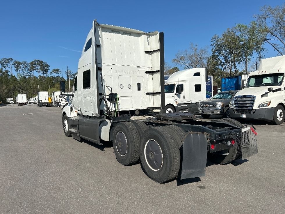 Sleeper Tractor-Heavy Duty Tractors-International-2023-LT625-Jacksonville-FL-692,947\n\t\tmiles-$ 37,500 - Image 5
