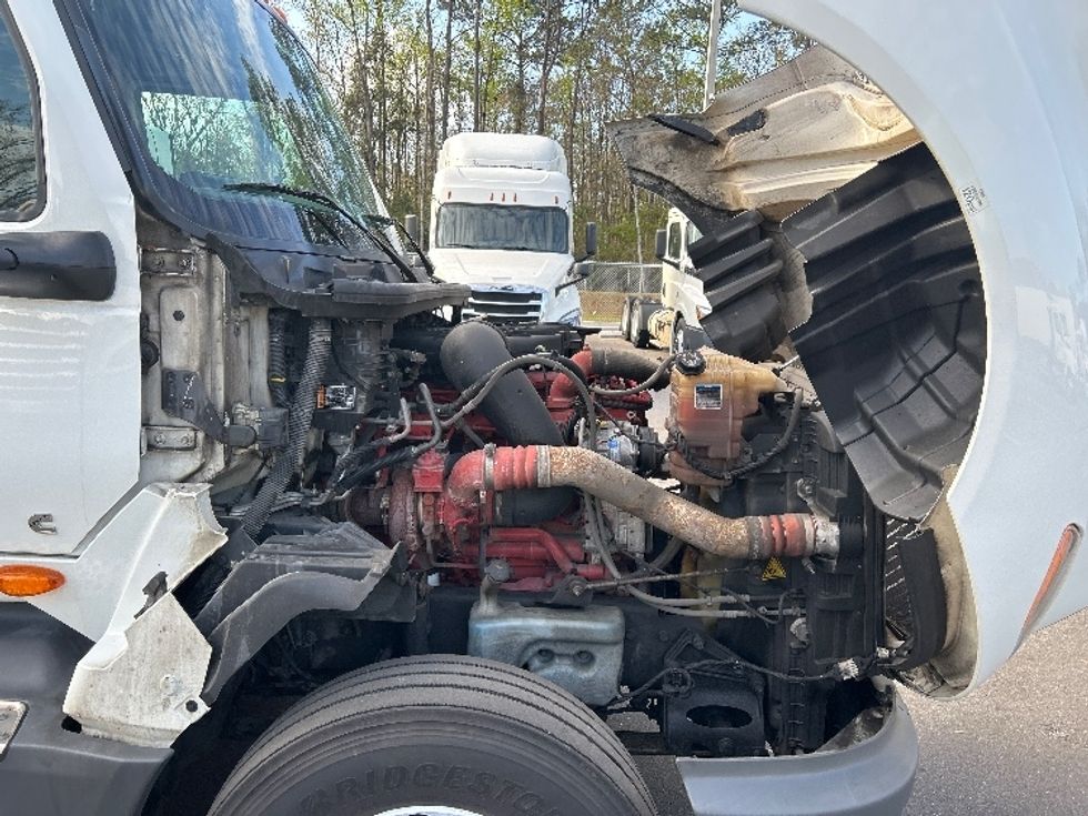 Sleeper Tractor-Heavy Duty Tractors-International-2023-LT625-Jacksonville-FL-693,835\n\t\tmiles-$ 37,500 - Image 20