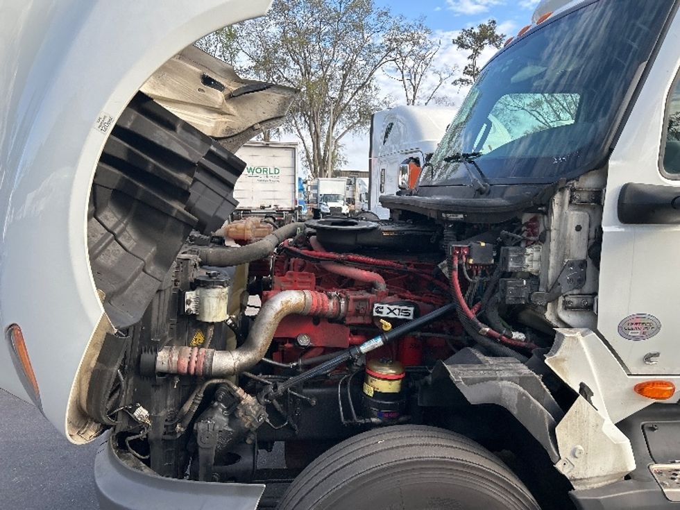 Sleeper Tractor-Heavy Duty Tractors-International-2023-LT625-Jacksonville-FL-693,835\n\t\tmiles-$ 37,500 - Image 21