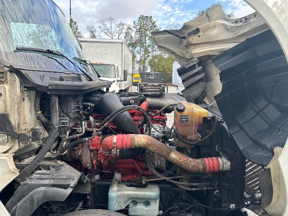 Sleeper Tractor-Heavy Duty Tractors-International-2023-LT625-Jacksonville-FL-723,053\n\t\tmiles-$ 34,750 - Image 20